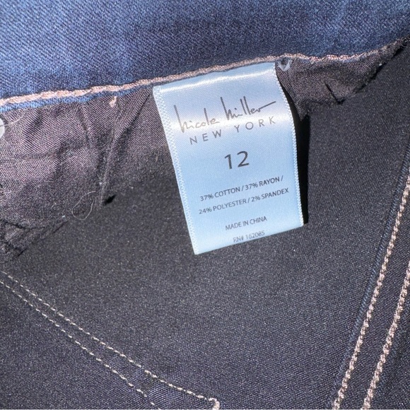 Nicole Miller Soho Dark Wash Super Stretch High Rise Bootcut Jeans 12 - Picture 10 of 10